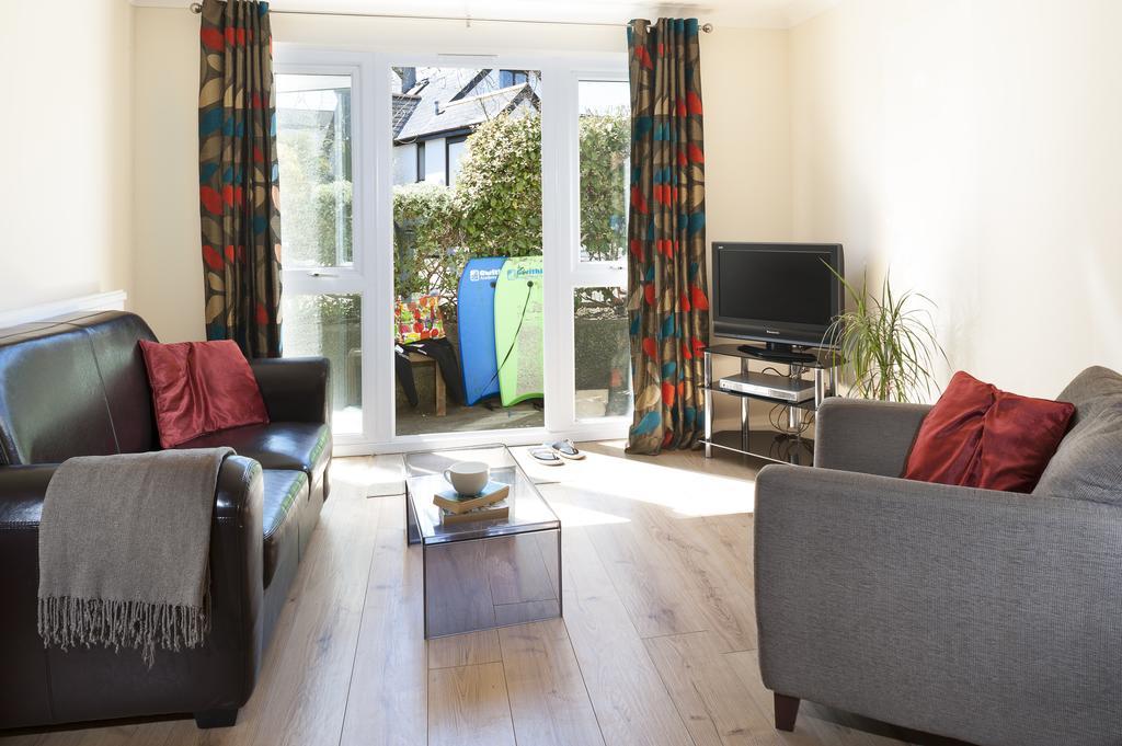 Gwithian Holidays Hayle Room photo